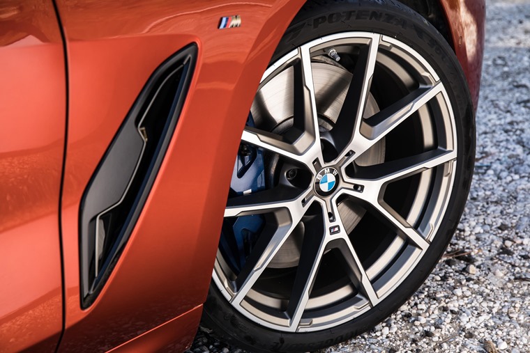 BMW 8 Series alloy detail