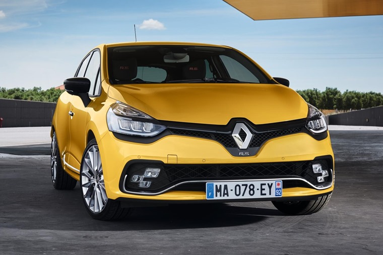 Like its less potent sibings, the Clio Renaultsport gets a facelift