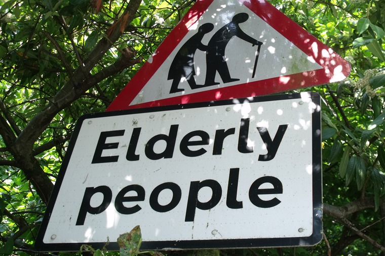 Elderly People - Photo - Elliott Brown