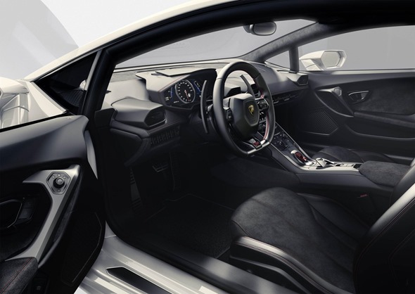 Lamborghini Huracan 2014 interior