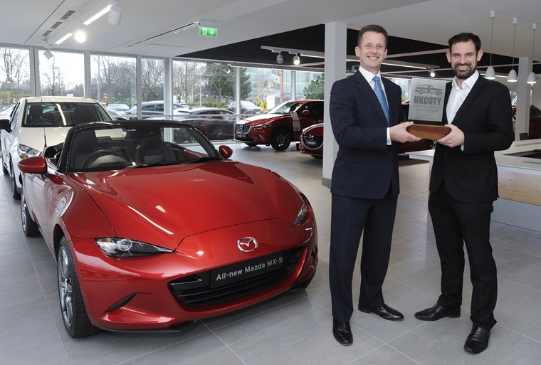 Mazda MX-5 UK Car of the Year 2016 UKCotY - Jeremy Thomson and John Challen