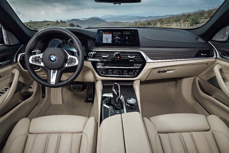 P90245028_highRes_the-new-bmw-5-series