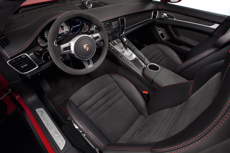 Porsche Panamera GTS Interior