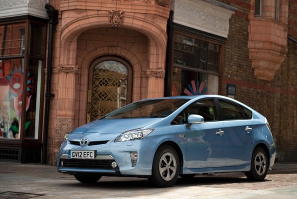 Toyota reckons its array of hybrid vehicles could be the perfect solution to the UK’s poor air quality.