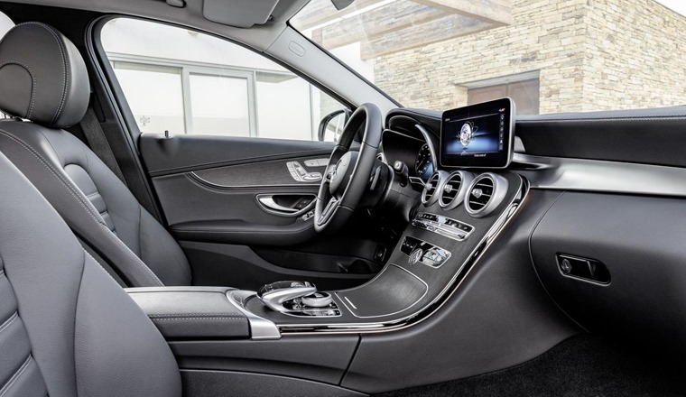2018 Mercedes C-Class Estate interior