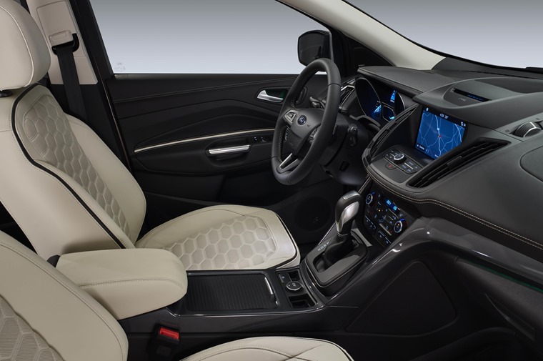 Kuga Vignale gets innumerable luxurious touches such as Windsor "Tuxedo" leather upholstery.