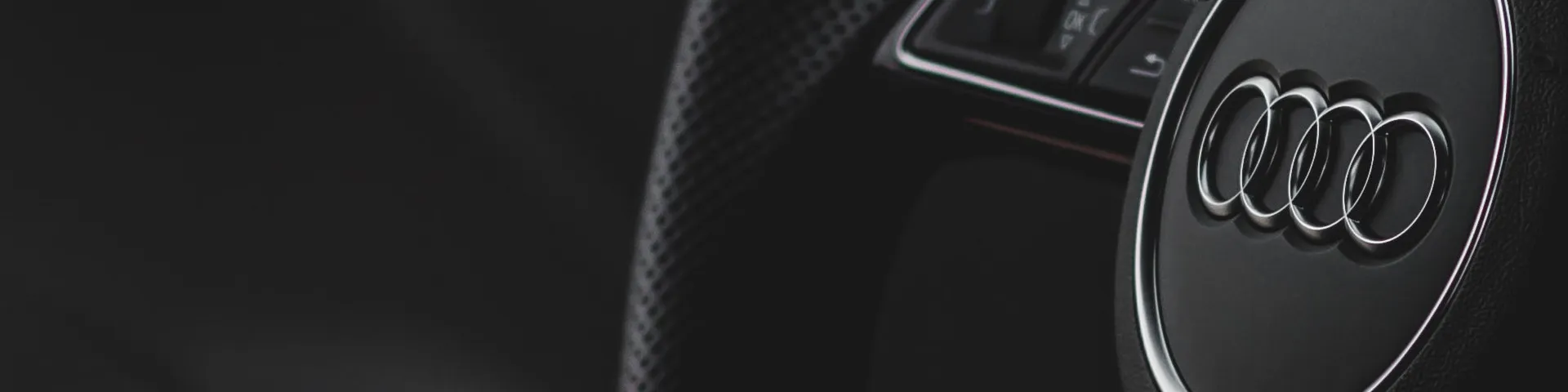 Audi RS Q8 Backdrop