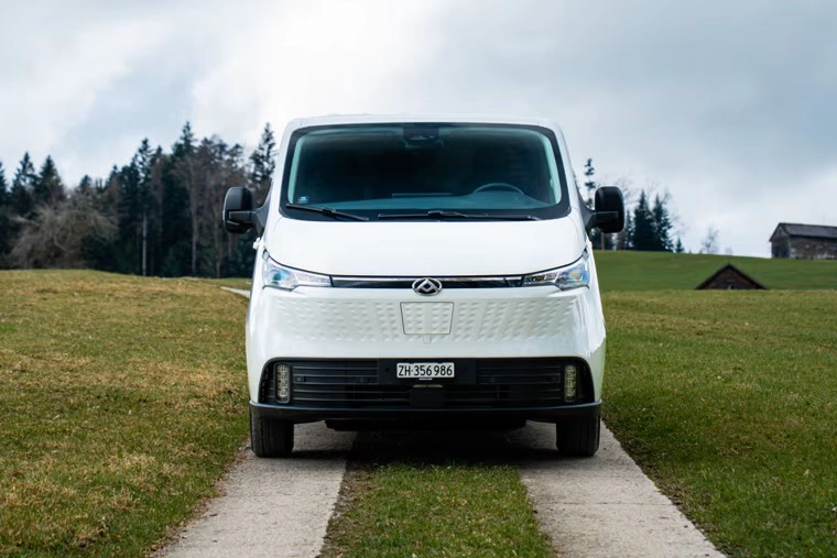 Maxus electric van, a Chinese electric commercial vehicle available to lease in the UK