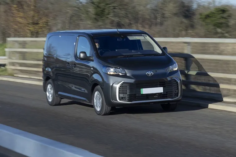 Toyota Proace van in motion on a bridge